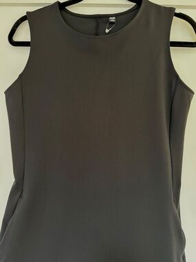 NWOT Uniqlo Ultra Stretch Sleeveless Black Dress, Pockets, Size S Mint Condition